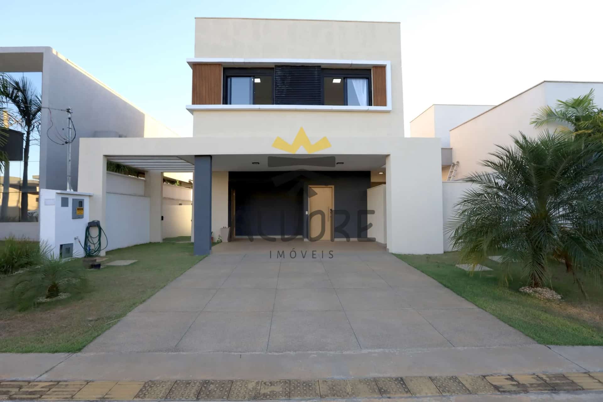 Sobrado à Venda - Jardins Bolonha